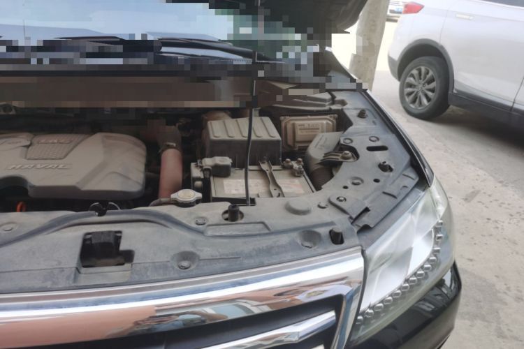 Used Haval H2 2015 1.5T Automatic Two-Wheel Drive Elite Edition Engine Bay Left