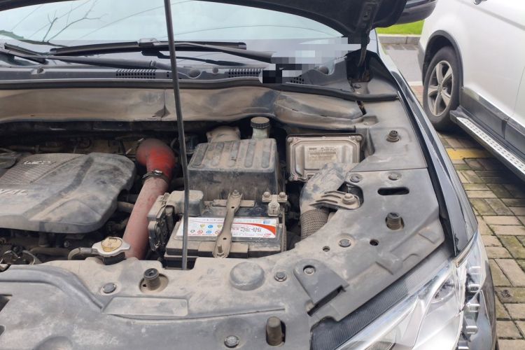 Used Haval H2 2015 1.5T Automatic Two-Wheel Drive Elite Edition Engine Bay Left