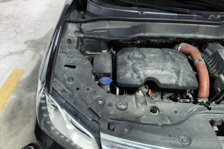 Used Haval H2 2015 1.5T Automatic Two-Wheel Drive Elite Edition Engine Bay Right