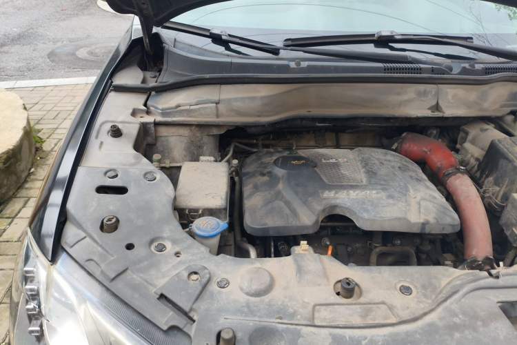 Used Haval H2 2015 1.5T Automatic Two-Wheel Drive Elite Edition Engine Bay Right