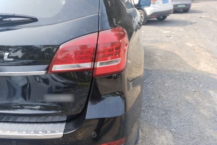 Used Haval H2 2015 1.5T Automatic Two-Wheel Drive Elite Edition Exterior 3