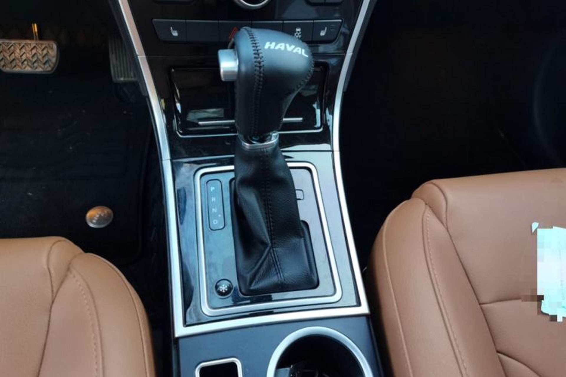 Used Haval H2 2015 1.5T Automatic Two-Wheel Drive Elite Edition Gear Lever