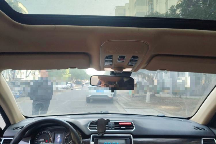 Used Haval H2 2015 1.5T Automatic Two-Wheel Drive Elite Edition Headliner