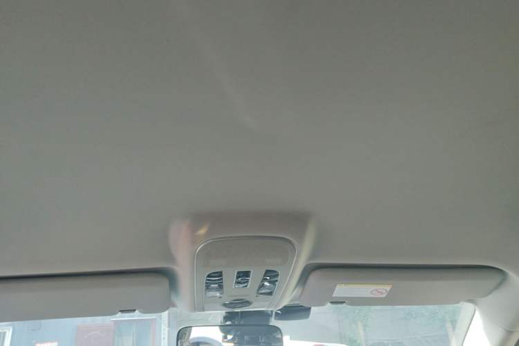 Used Haval H2 2015 1.5T Automatic Two-Wheel Drive Elite Edition Headliner