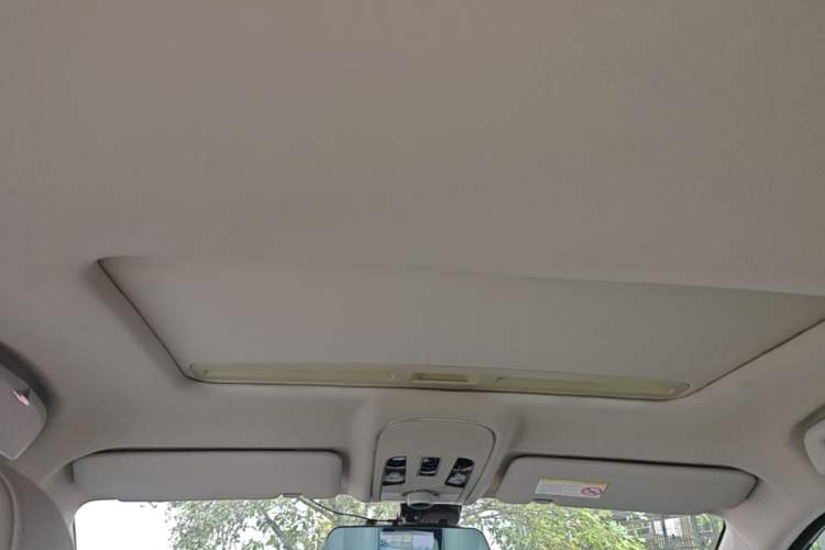Used Haval H2 2015 1.5T Automatic Two-Wheel Drive Elite Edition Headliner