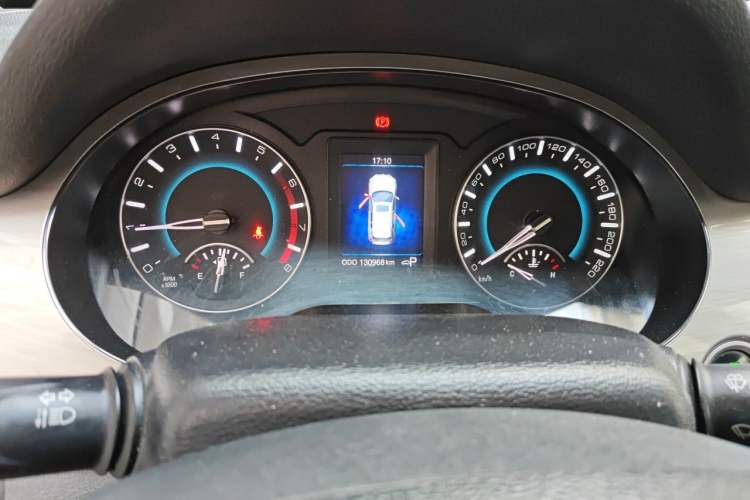 Used Haval H2 2015 1.5T Automatic Two-Wheel Drive Elite Edition Instrument Cluster