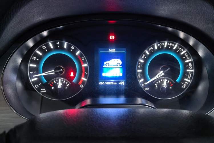 Used Haval H2 2015 1.5T Automatic Two-Wheel Drive Elite Edition Instrument Cluster