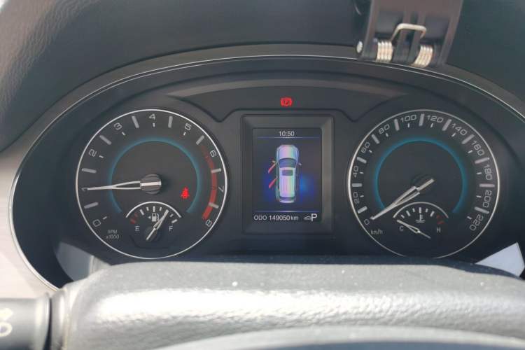 Used Haval H2 2015 1.5T Automatic Two-Wheel Drive Elite Edition Instrument Cluster