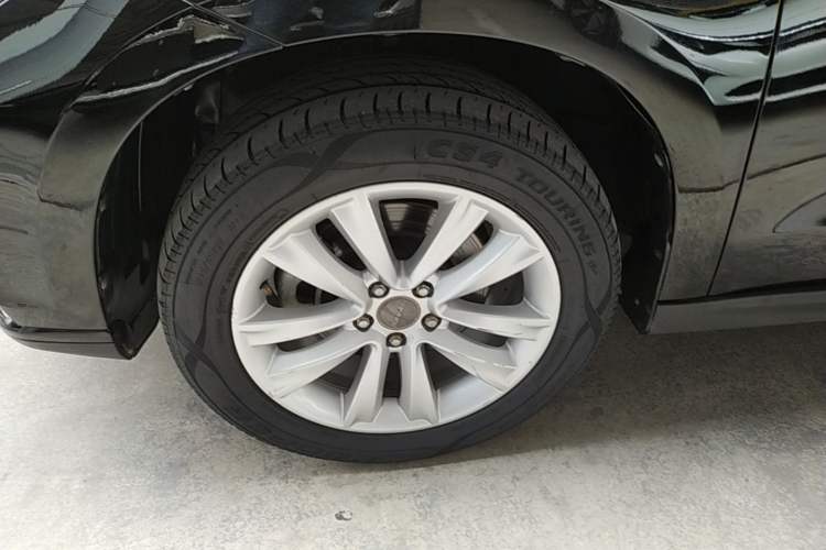 Used Haval H2 2015 1.5T Automatic Two-Wheel Drive Elite Edition Left Front Wheel Hub