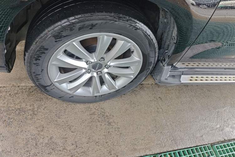 Used Haval H2 2015 1.5T Automatic Two-Wheel Drive Elite Edition Left Front Wheel Hub
