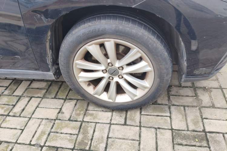 Used Haval H2 2015 1.5T Automatic Two-Wheel Drive Elite Edition Right Front Wheel Hub