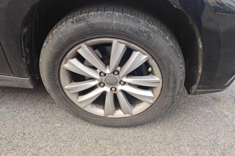 Used Haval H2 2015 1.5T Automatic Two-Wheel Drive Prestige Edition Right Front Wheel Hub