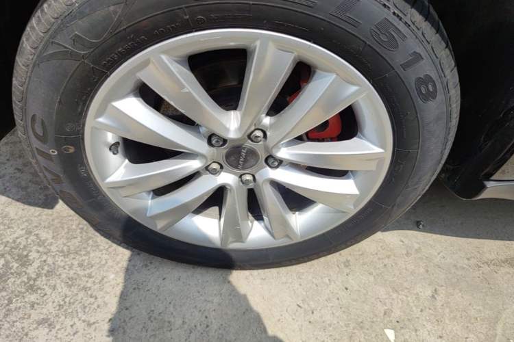 Used Haval H2 2015 1.5T Automatic Two-Wheel Drive Elite Edition Right Rear Wheel Hub