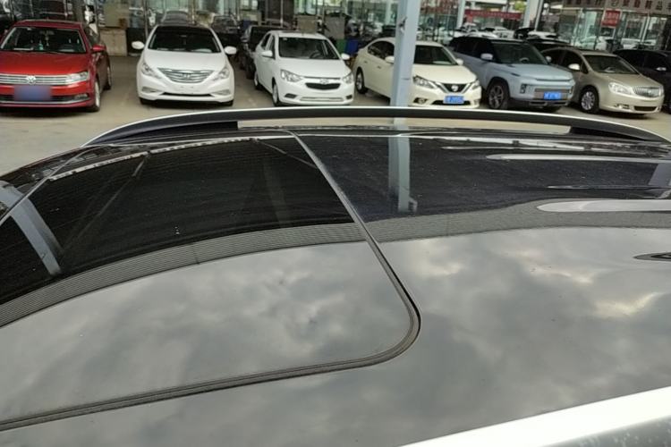 Used Haval H2 2015 1.5T Automatic Two-Wheel Drive Elite Edition Roof