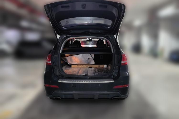 Used Haval H2 2015 1.5T Automatic Two-Wheel Drive Elite Edition Trunk