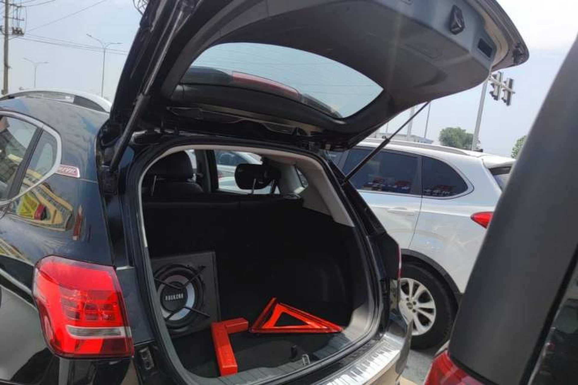 Used Haval H2 2015 1.5T Automatic Two-Wheel Drive Elite Edition Trunk