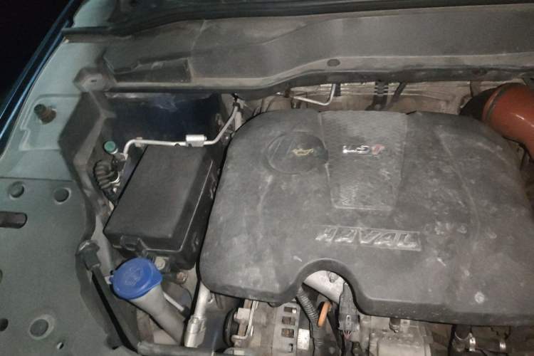 Used Haval H2 2015 1.5T Automatic Two-Wheel Drive Elite Edition Engine Bay Right
