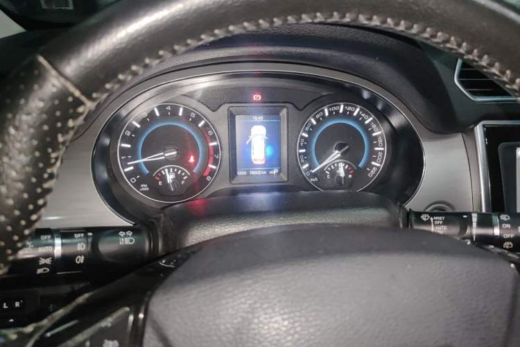 Used Haval H2 2015 1.5T Automatic Two-Wheel Drive Elite Edition Instrument Cluster