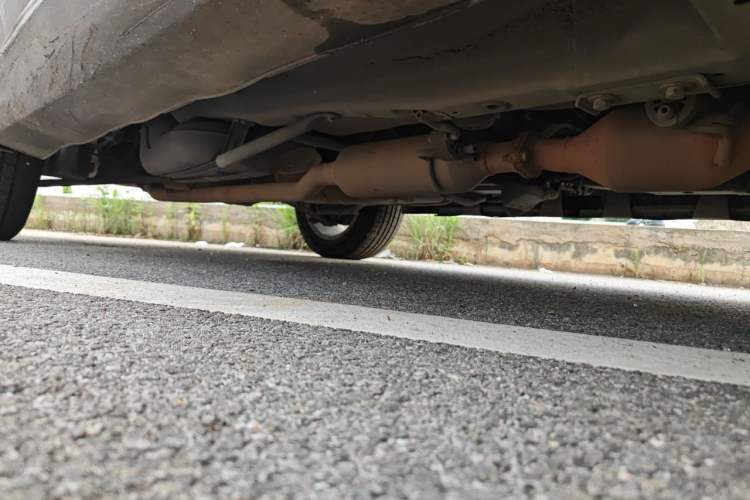 Used Haval H2 2015 1.5T Automatic Two-Wheel Drive Elite Edition Chassis Front Right