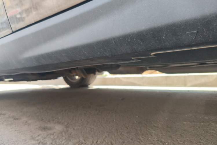 Used Haval H2 2015 1.5T Automatic Two-Wheel Drive Elite Edition Chassis Rear Left