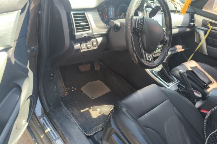 Used Haval H2 2015 1.5T Automatic Two-Wheel Drive Elite Edition Driver Seat
