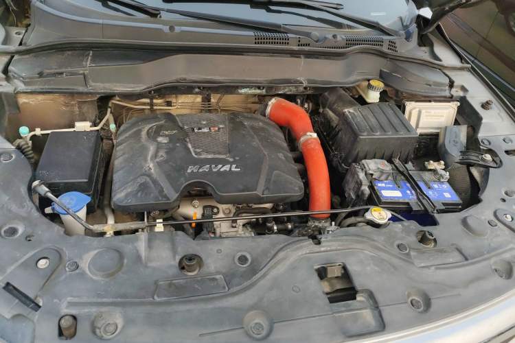 Used Haval H2 2015 1.5T Automatic Two-Wheel Drive Elite Edition Engine Bay