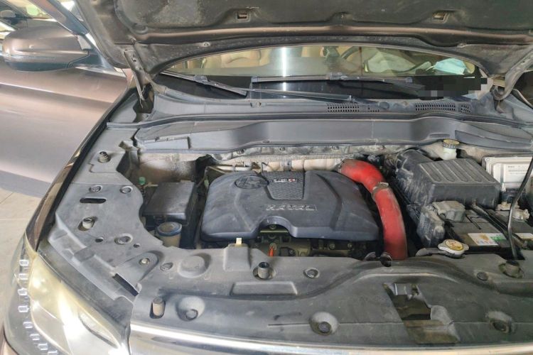 Used Haval H2 2015 1.5T Automatic Two-Wheel Drive Elite Edition Engine Bay Right
