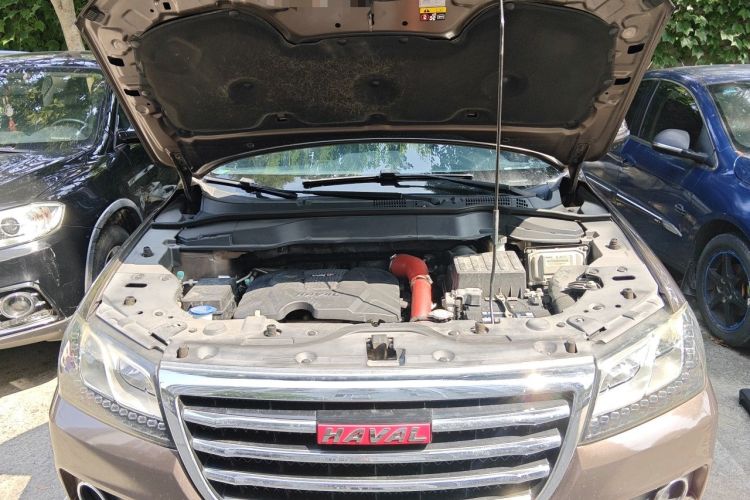 Used Haval H2 2015 1.5T Automatic Two-Wheel Drive Elite Edition Engine Bay