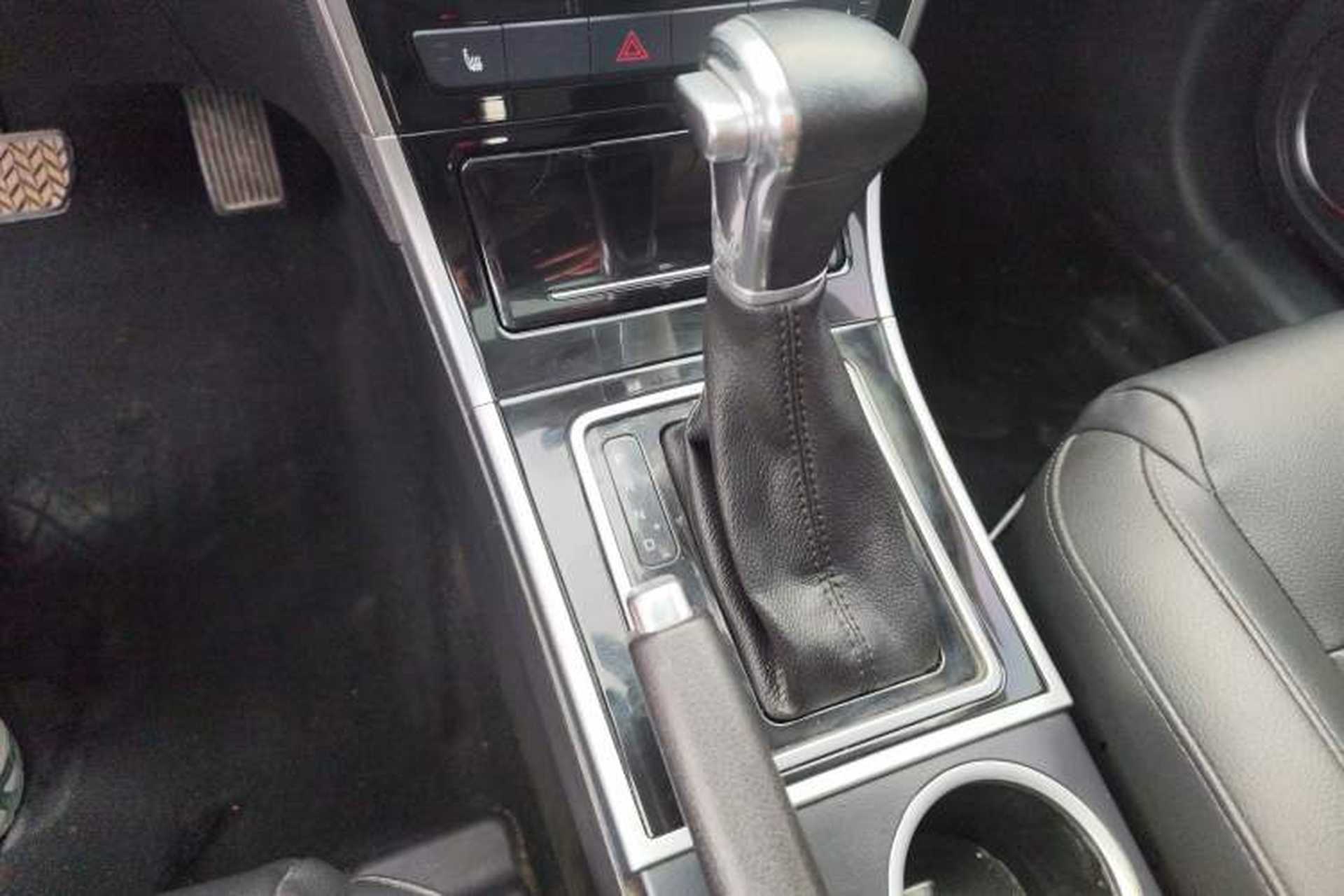 Used Haval H2 2015 1.5T Automatic Two-Wheel Drive Elite Edition Gear Lever