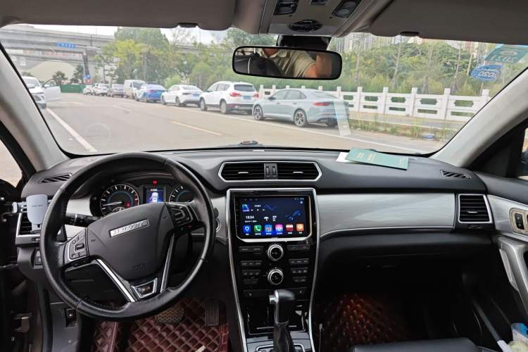 Used Haval H2 2015 1.5T Automatic Two-Wheel Drive Elite Edition Headliner