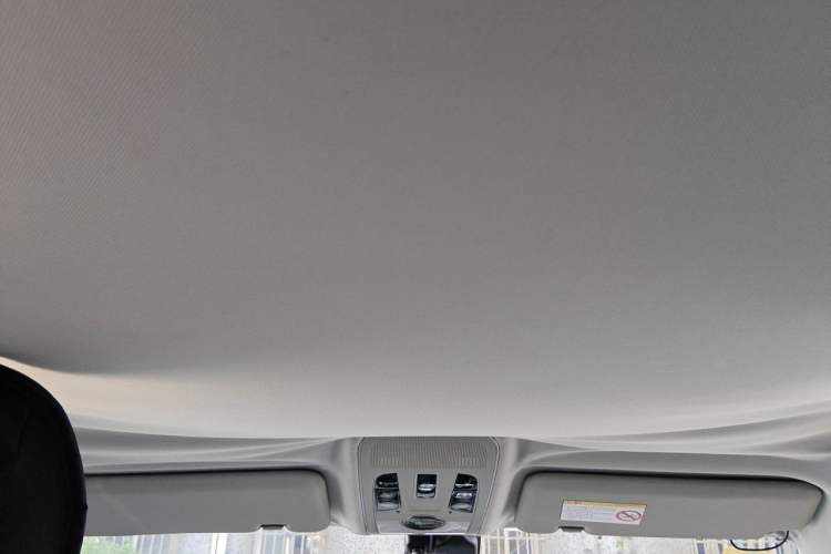 Used Haval H2 2015 1.5T Automatic Two-Wheel Drive Elite Edition Headliner