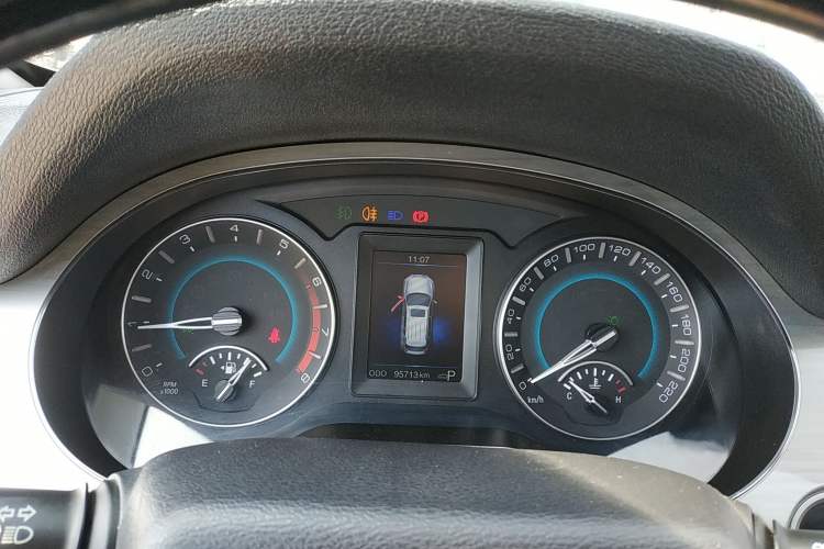 Used Haval H2 2015 1.5T Automatic Two-Wheel Drive Prestige Edition Instrument Cluster