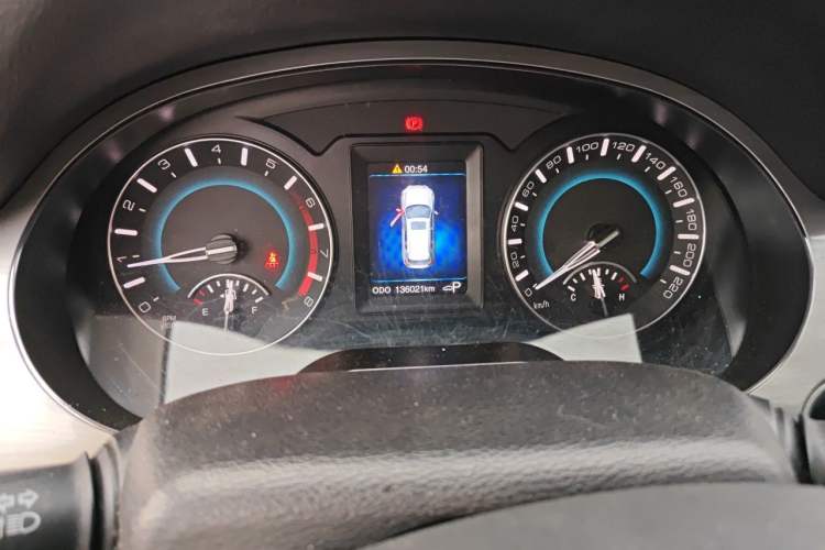 Used Haval H2 2015 1.5T Automatic Two-Wheel Drive Elite Edition Instrument Cluster