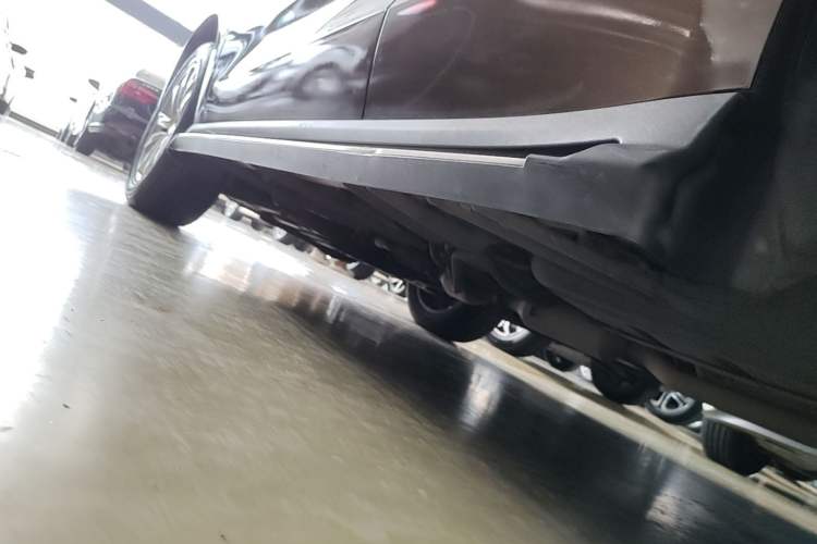 Used Haval H2 2015 1.5T Automatic Two-Wheel Drive Elite Edition Left Side Sill