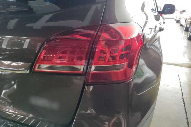 Used Haval H2 2015 1.5T Automatic Two-Wheel Drive Elite Edition Right Rear Taillight