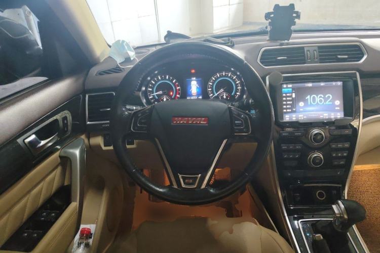 Used Haval H2 2015 1.5T Automatic Two-Wheel Drive Elite Edition Steering Wheel