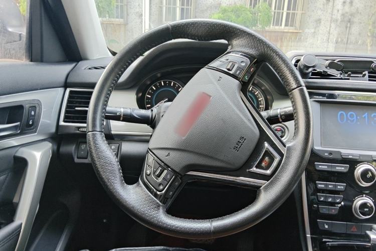 Used Haval H2 2015 1.5T Automatic Two-Wheel Drive Elite Edition Steering Wheel