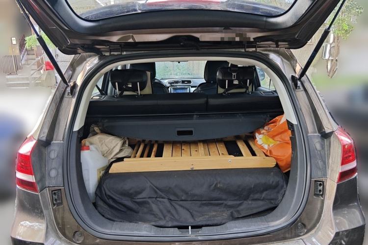 Used Haval H2 2015 1.5T Automatic Two-Wheel Drive Elite Edition Trunk