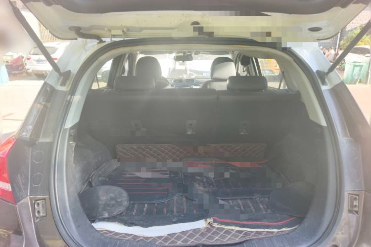 Used Haval H2 2015 1.5T Automatic Two-Wheel Drive Elite Edition Trunk