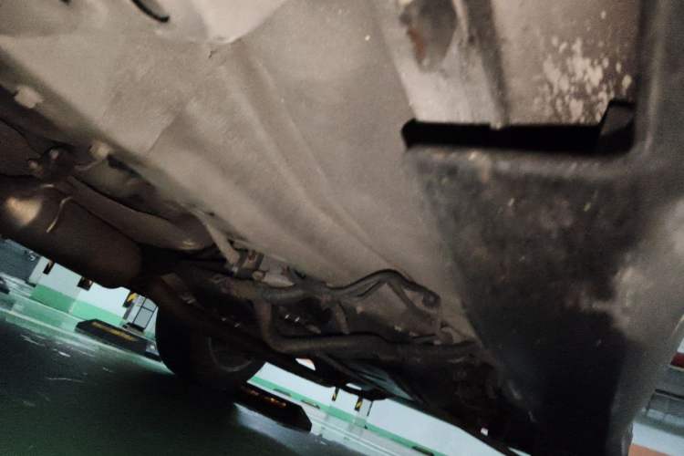Used Haval H2 2015 1.5T Automatic Two-Wheel Drive Prestige Edition Chassis Front Left
