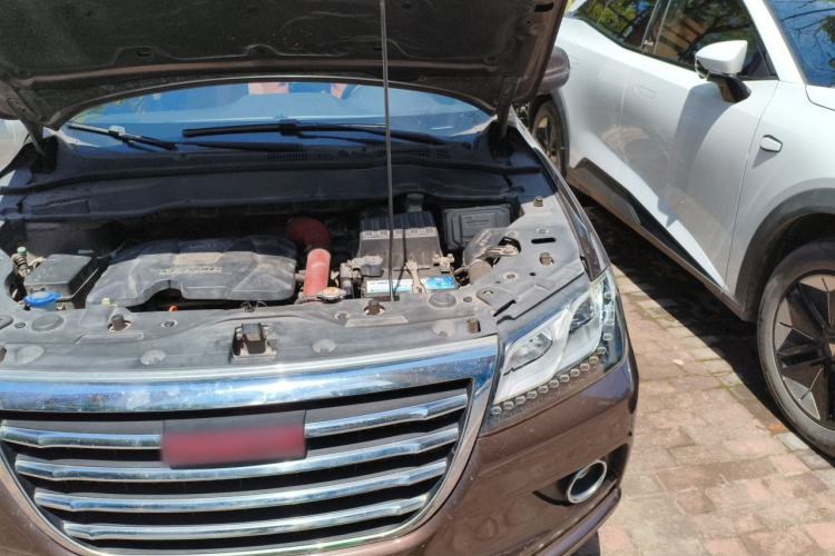 Used Haval H2 2015 1.5T Automatic Two-Wheel Drive Prestige Edition Engine Bay Left