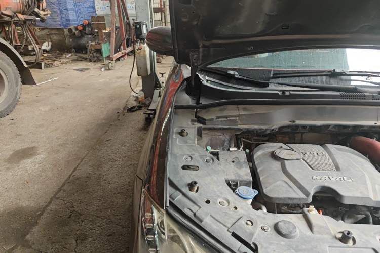 Used Haval H2 2015 1.5T Automatic Two-Wheel Drive Elite Edition Engine Bay Right
