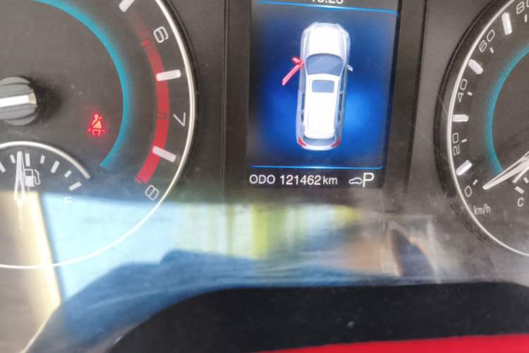 Used Haval H2 2015 1.5T Automatic Two-Wheel Drive Prestige Edition Odometer Close Up