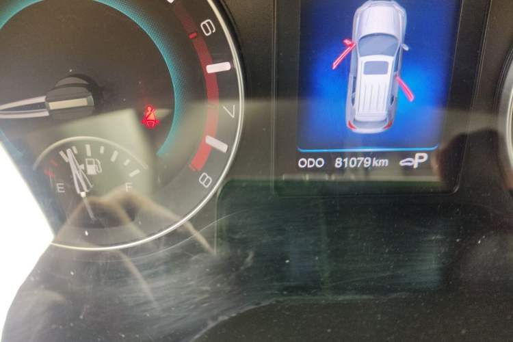 Used Haval H2 2015 1.5T Automatic Two-Wheel Drive Elite Edition Odometer Close Up