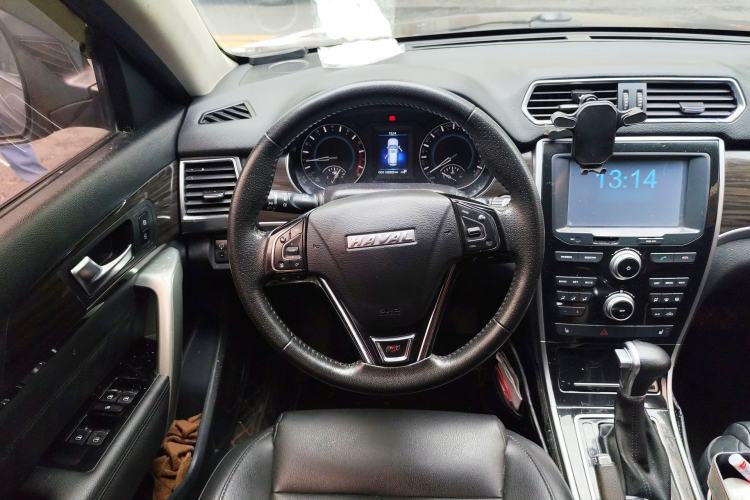 Used Haval H2 2015 1.5T Automatic Two-Wheel Drive Elite Edition Steering Wheel
