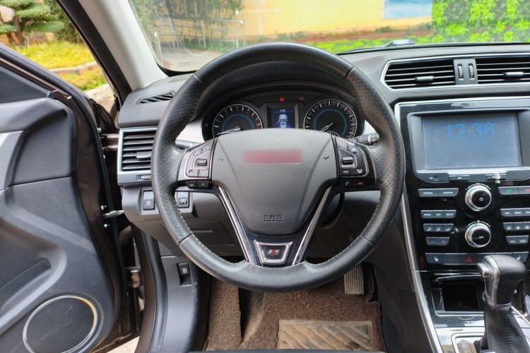 Used Haval H2 2015 1.5T Automatic Two-Wheel Drive Elite Edition Steering Wheel