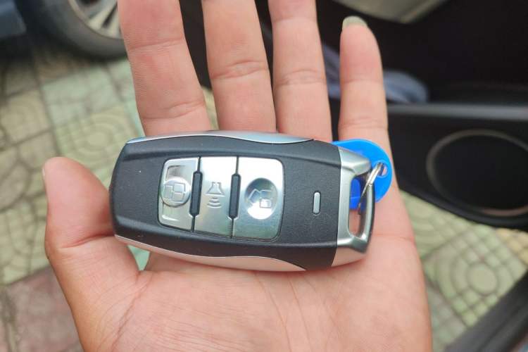Used Haval H2 2015 1.5T Automatic Two-Wheel Drive Elite Edition Vehicle Key