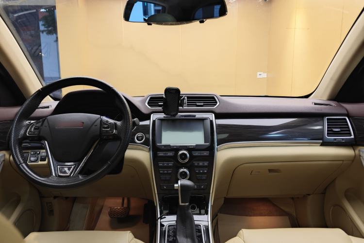 Used Haval H2 2015 1.5T Automatic Two-Wheel Drive Prestige Edition Audio And AC Panel