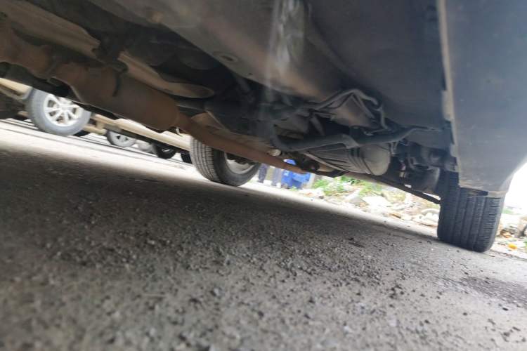 Used Haval H2 2015 1.5T Automatic Two-Wheel Drive Elite Edition Chassis Front Left