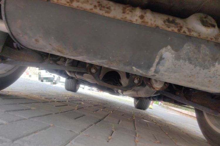 Used Haval H2 2015 1.5T Automatic Two-Wheel Drive Elite Edition Chassis Rear